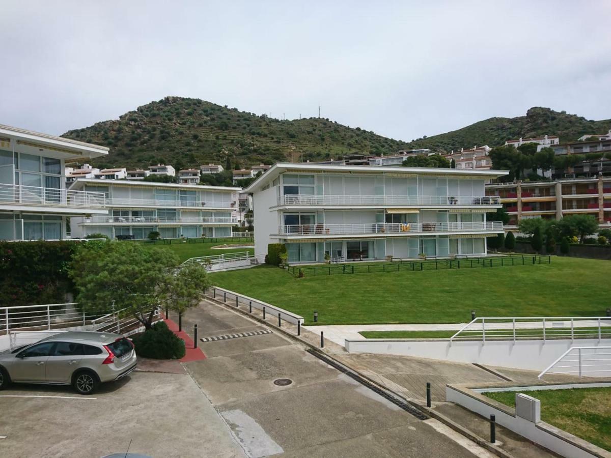 Apartamento Almadraba Roses Exterior foto